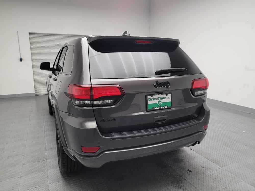 used 2020 Jeep Grand Cherokee car, priced at $24,995