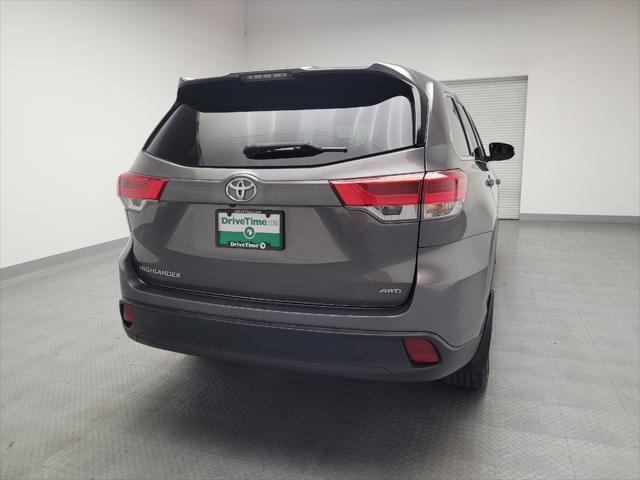 used 2019 Toyota Highlander car, priced at $25,295