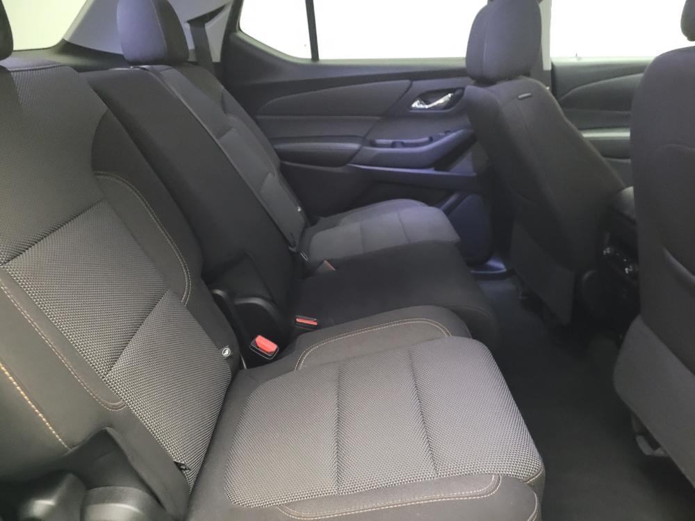 used 2019 Chevrolet Traverse car, priced at $20,195