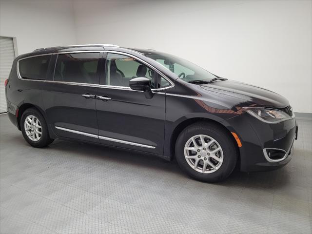 used 2020 Chrysler Pacifica car, priced at $18,395