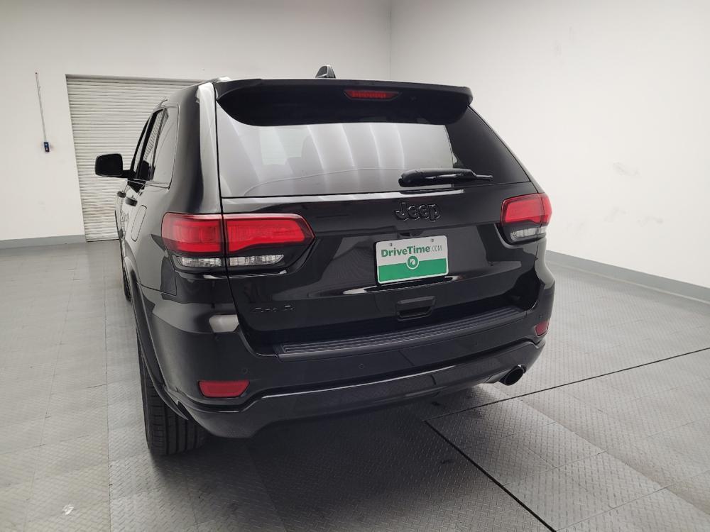 used 2021 Jeep Grand Cherokee car, priced at $27,395