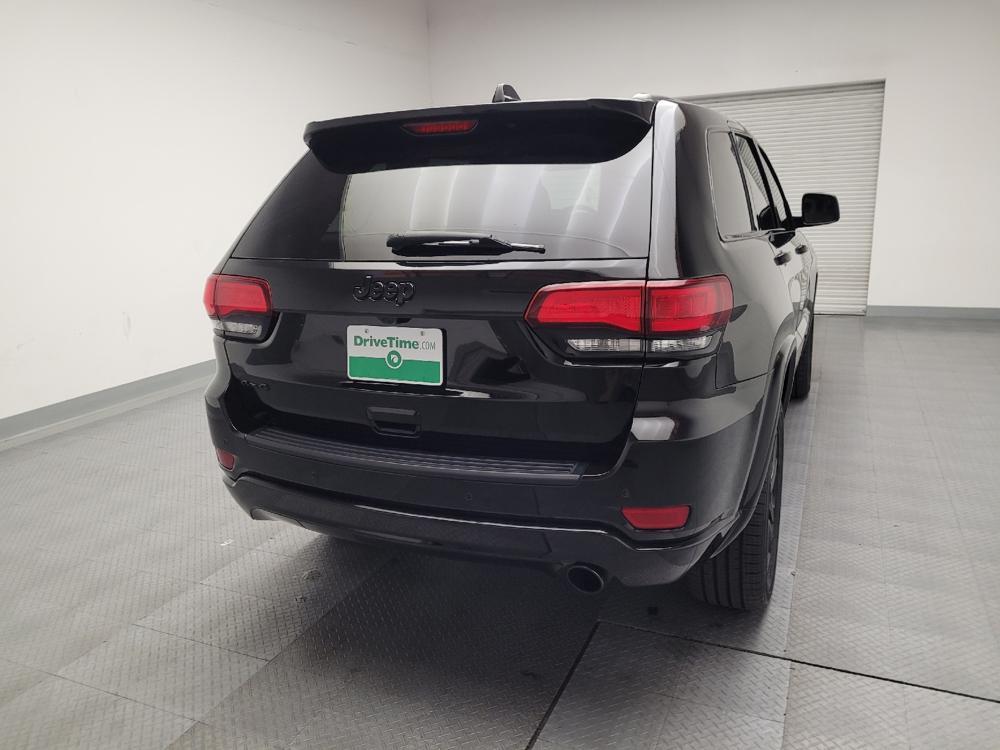 used 2021 Jeep Grand Cherokee car, priced at $27,395