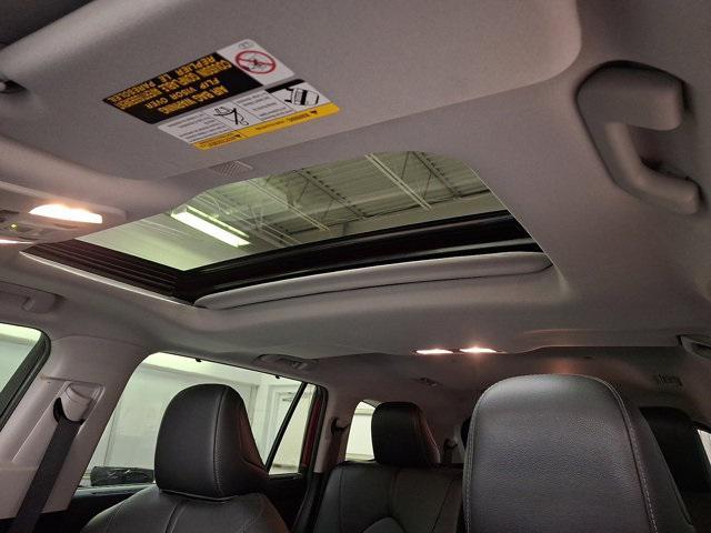 used 2020 Toyota Highlander car, priced at $31,000