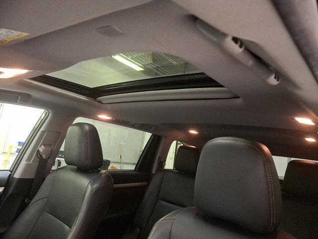 used 2019 Toyota Highlander car, priced at $23,800