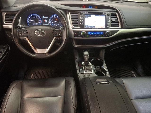 used 2019 Toyota Highlander car, priced at $23,800