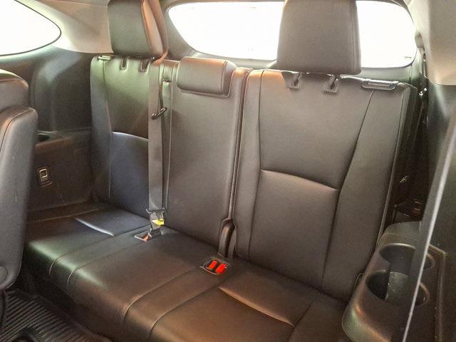 used 2021 Toyota Highlander car, priced at $31,600