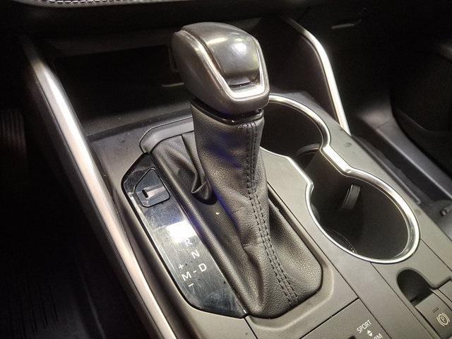 used 2021 Toyota Highlander car, priced at $31,600
