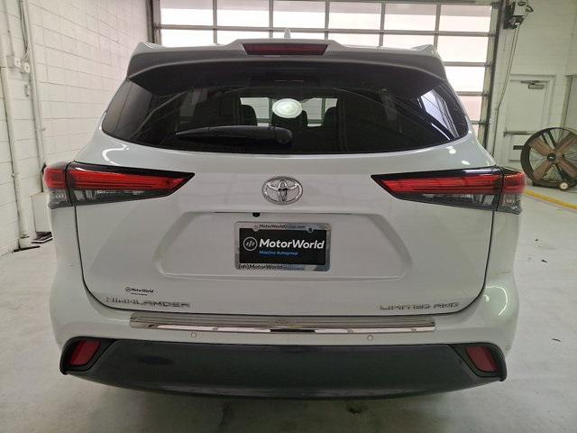 used 2023 Toyota Highlander car, priced at $33,800