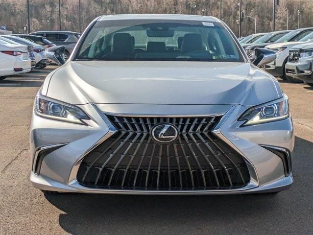 new 2025 Lexus ES 350 car, priced at $50,494