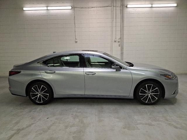 used 2023 Lexus ES 350 car, priced at $37,800
