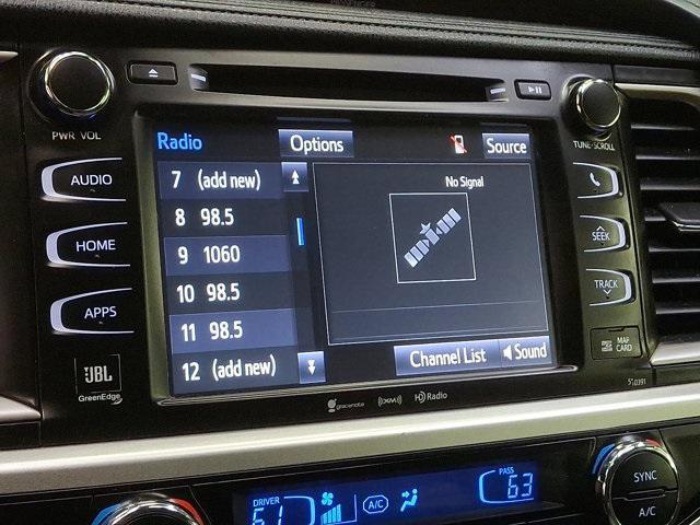 used 2019 Toyota Highlander car, priced at $25,600