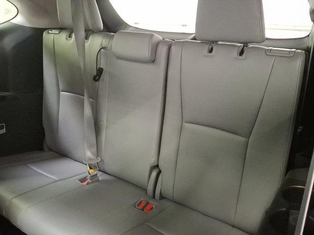 used 2021 Toyota Highlander Hybrid car, priced at $36,600