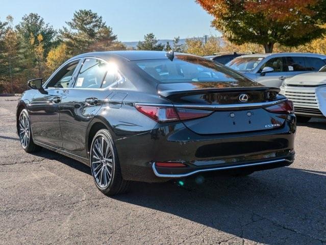 new 2025 Lexus ES 300h car, priced at $49,610