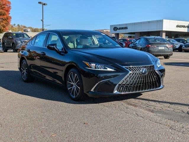 new 2025 Lexus ES 300h car, priced at $49,610