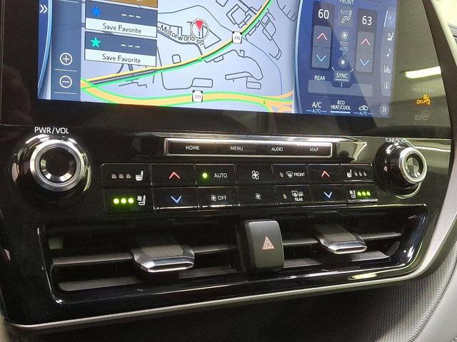 used 2021 Toyota Highlander Hybrid car, priced at $43,900