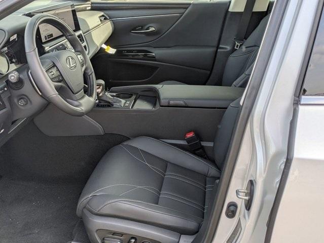 new 2025 Lexus ES 300h car, priced at $54,519
