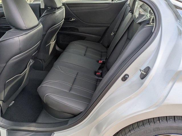 new 2025 Lexus ES 300h car, priced at $54,519