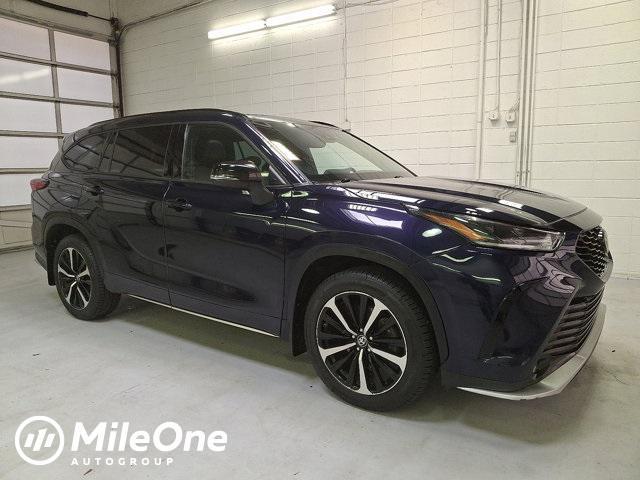 used 2021 Toyota Highlander car, priced at $33,800