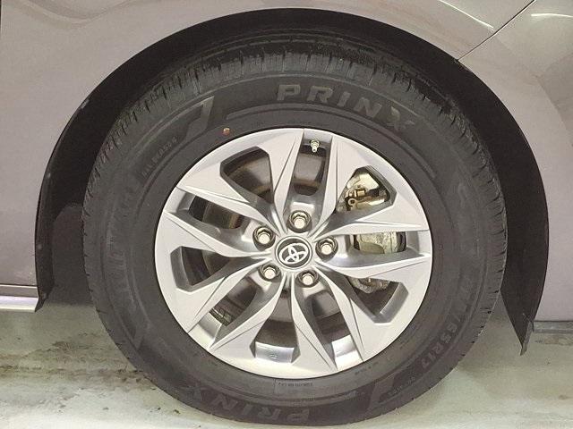 used 2021 Toyota Sienna car, priced at $34,400