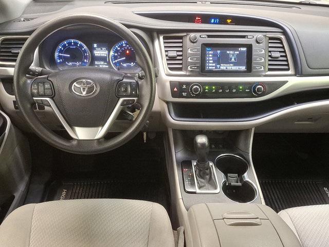 used 2019 Toyota Highlander car, priced at $22,400
