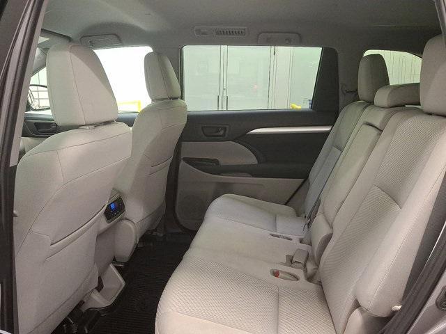 used 2019 Toyota Highlander car, priced at $22,400