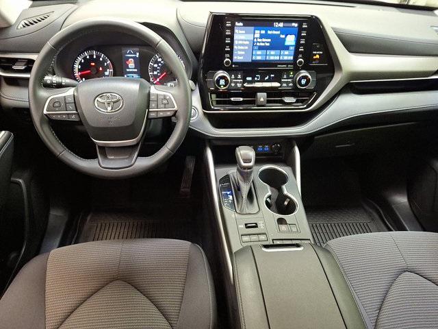 used 2022 Toyota Highlander car, priced at $33,900