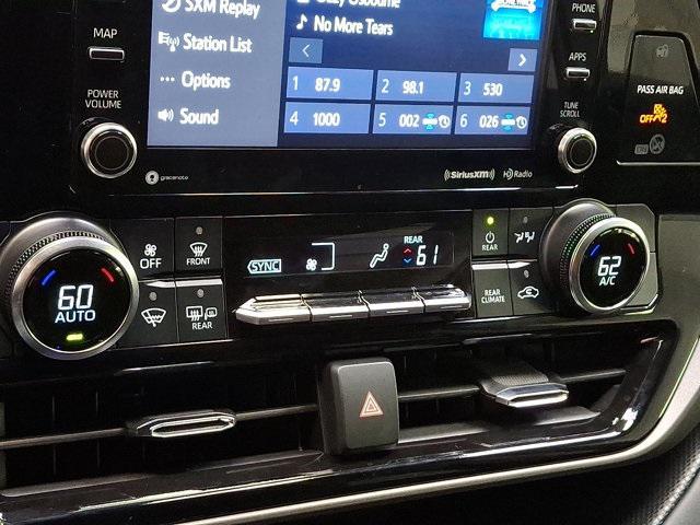 used 2022 Toyota Highlander car, priced at $33,900