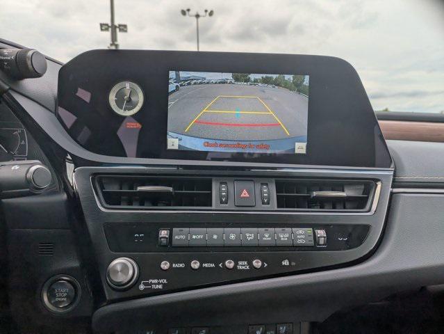 new 2025 Lexus ES 350 car, priced at $46,107