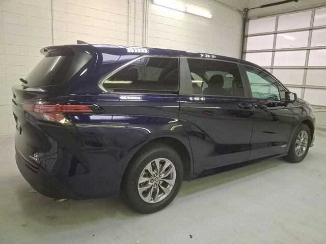 used 2021 Toyota Sienna car, priced at $31,400