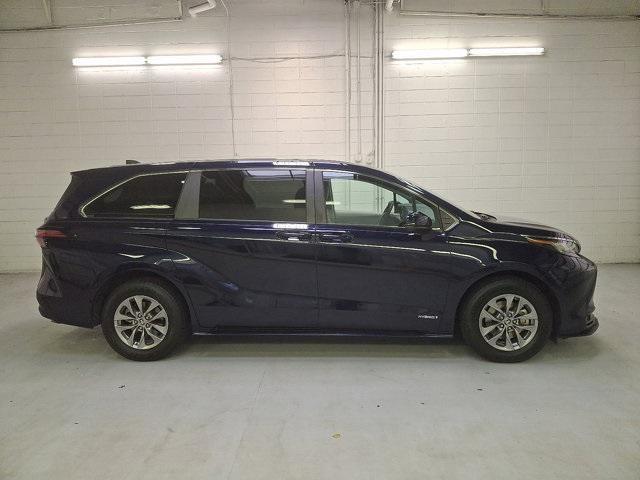 used 2021 Toyota Sienna car, priced at $31,400