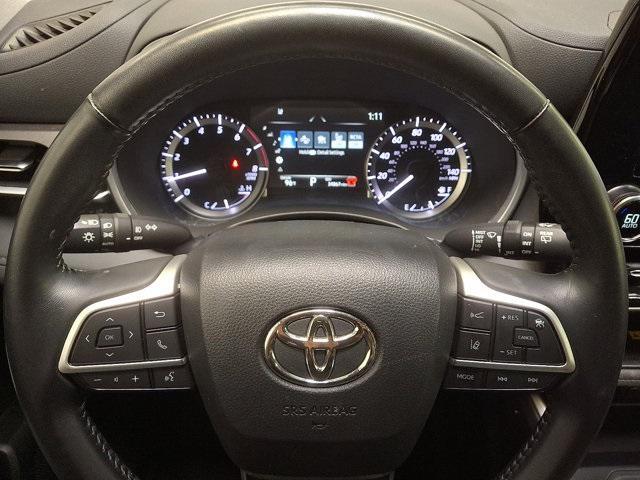 used 2024 Toyota Highlander car, priced at $42,500
