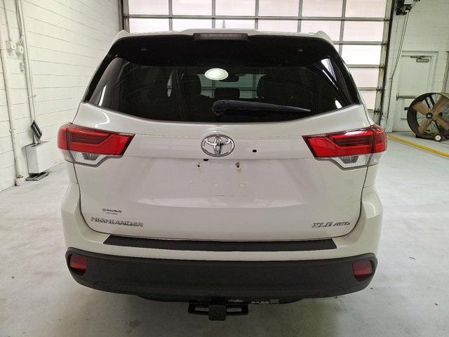 used 2018 Toyota Highlander car, priced at $24,800