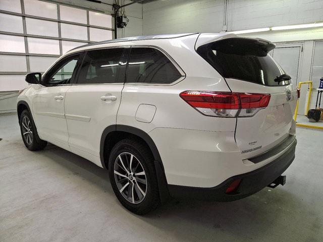 used 2018 Toyota Highlander car, priced at $24,800