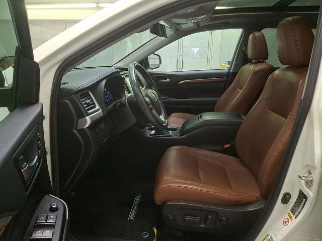 used 2019 Toyota Highlander car, priced at $28,100