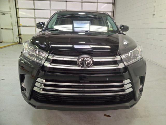 used 2019 Toyota Highlander car, priced at $29,600