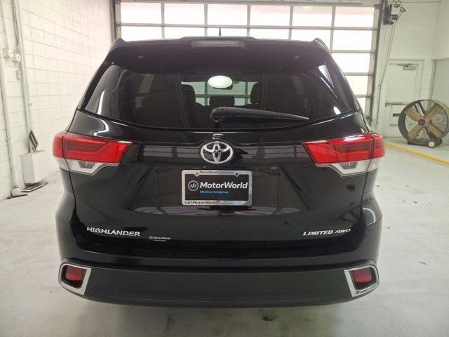 used 2019 Toyota Highlander car, priced at $29,600