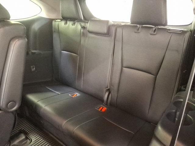 used 2020 Toyota Highlander Hybrid car, priced at $30,800