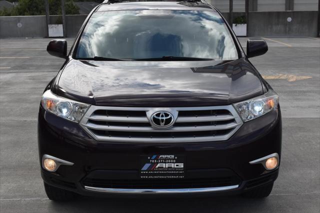 used 2011 Toyota Highlander car, priced at $13,495