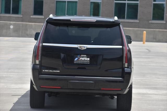 used 2016 Cadillac Escalade ESV car, priced at $23,795