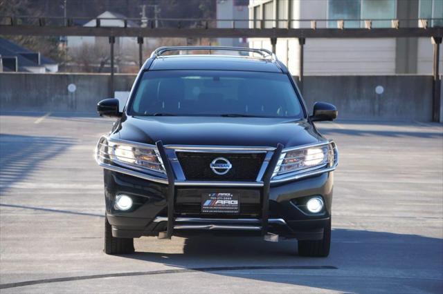 used 2015 Nissan Pathfinder car, priced at $10,995