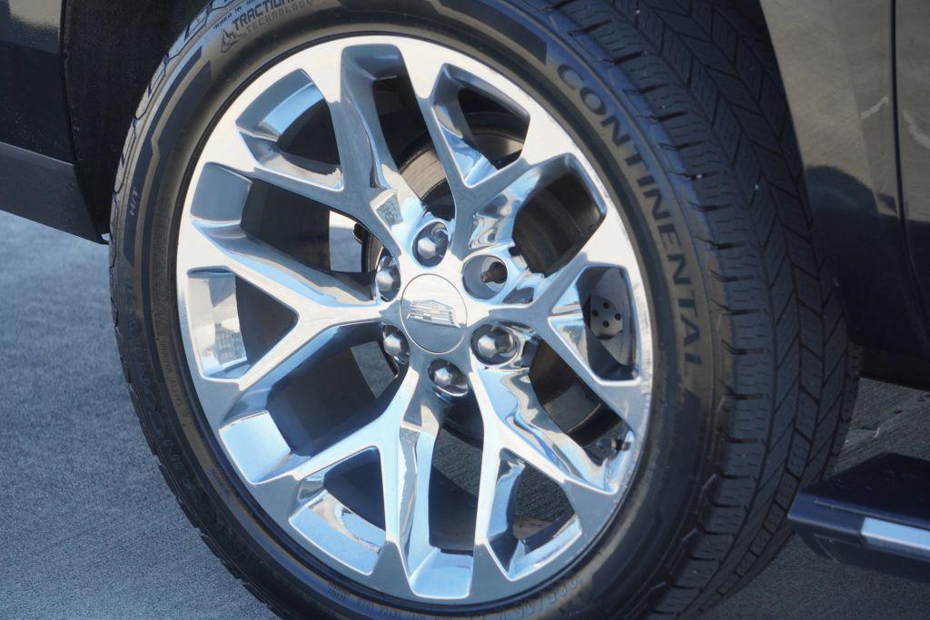 used 2015 Cadillac Escalade ESV car, priced at $19,995