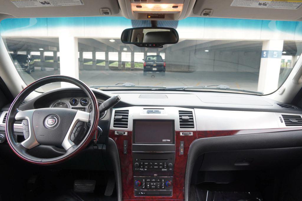 used 2014 Cadillac Escalade car, priced at $14,795