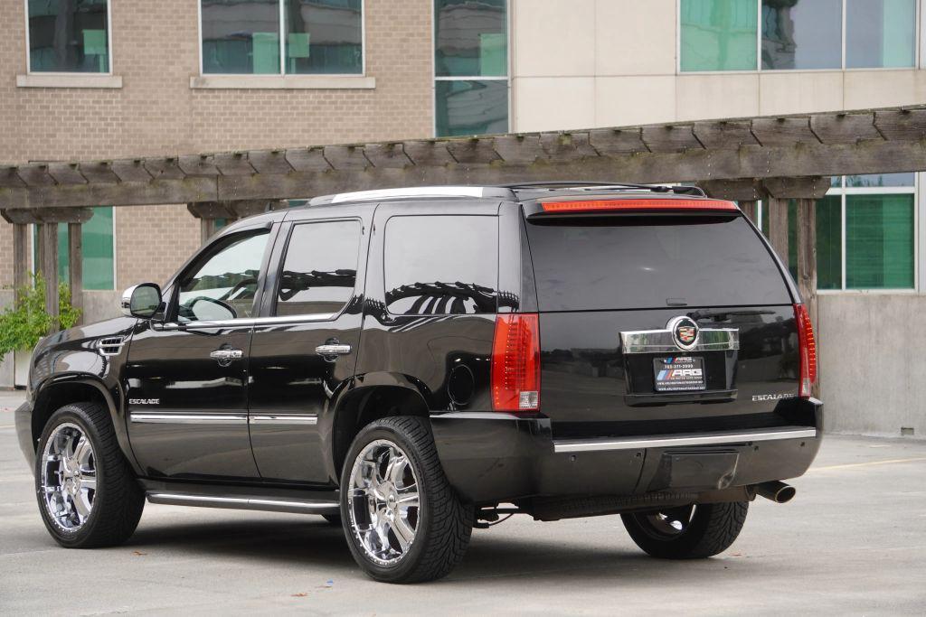 used 2014 Cadillac Escalade car, priced at $14,795