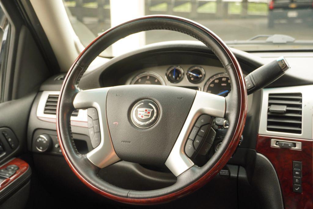 used 2014 Cadillac Escalade car, priced at $14,795