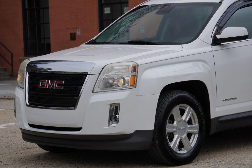 used 2015 GMC Terrain car, priced at $6,495