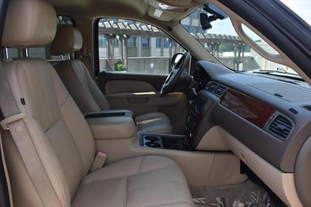 used 2011 Chevrolet Suburban car, priced at $11,995