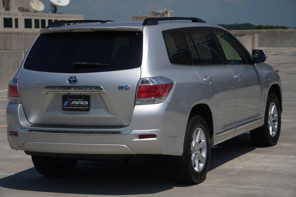 used 2012 Toyota Highlander Hybrid car, priced at $15,995