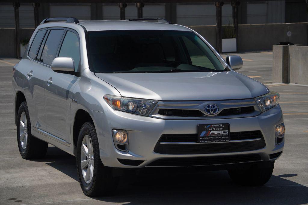 used 2012 Toyota Highlander Hybrid car, priced at $15,795