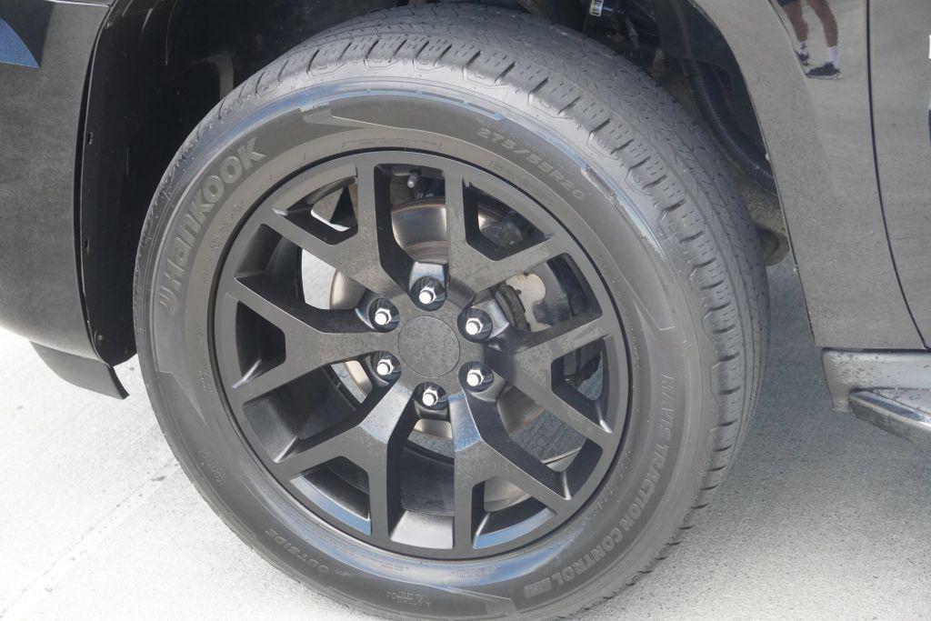 used 2012 GMC Yukon car, priced at $10,995