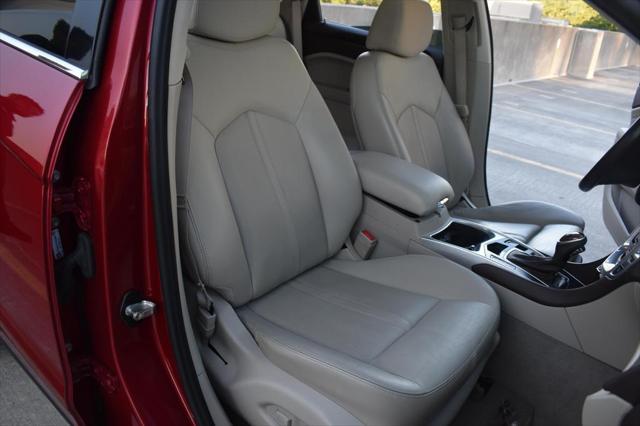 used 2014 Cadillac SRX car, priced at $11,195